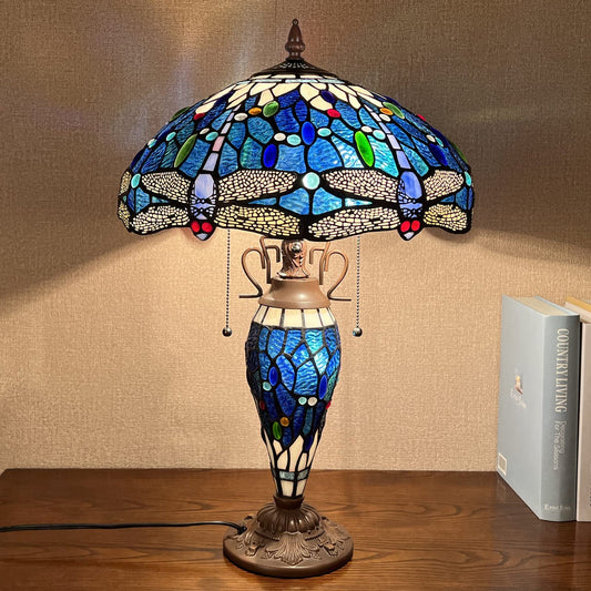 How to choose the right size Tiffany table lamp for your living room